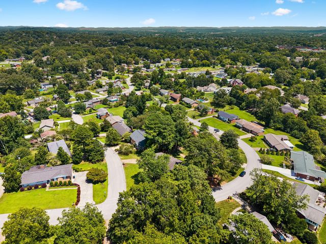 1200 Forest Green Drive, Chattanooga, TN 37412
