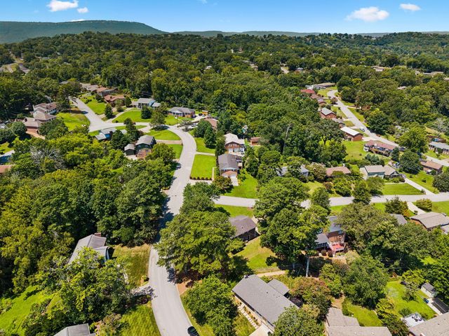 1200 Forest Green Drive, Chattanooga, TN 37412