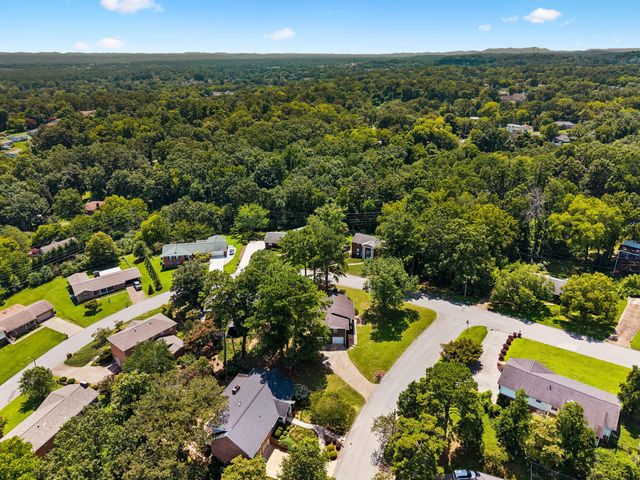 1200 Forest Green Drive, Chattanooga, TN 37412