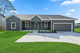 252 Davis Bend Road, Alvin, TX 77511