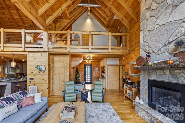 286 Holmstead Drive, Lake Lure, NC 28746