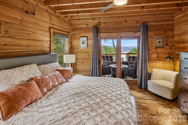 286 Holmstead Drive, Lake Lure, NC 28746