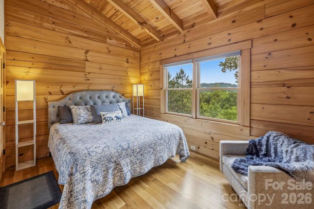 286 Holmstead Drive, Lake Lure, NC 28746