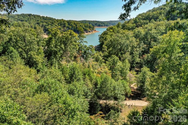 286 Holmstead Drive, Lake Lure, NC 28746