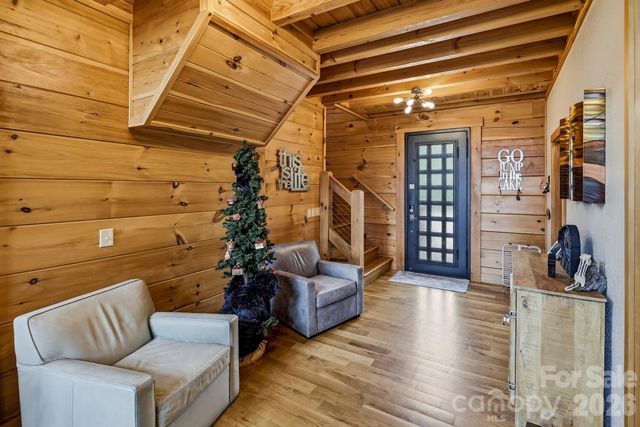 286 Holmstead Drive, Lake Lure, NC 28746