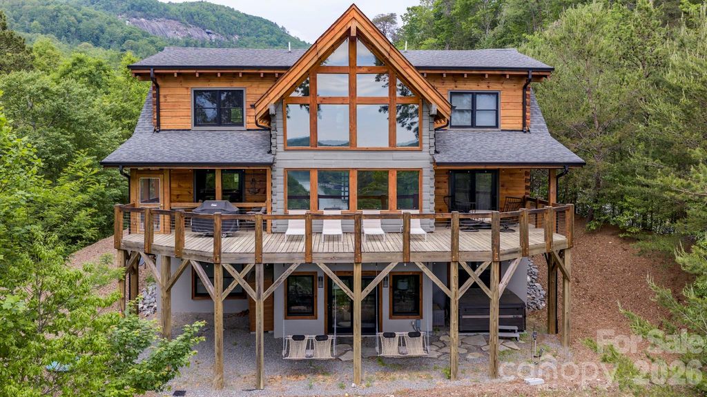 286 Holmstead Drive, Lake Lure, NC 28746