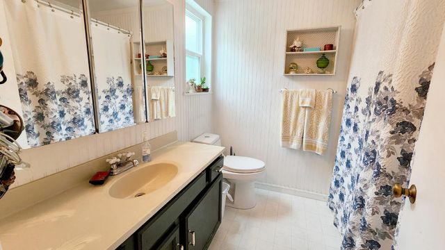894 Hillcrest St, Placerville, CA 95667