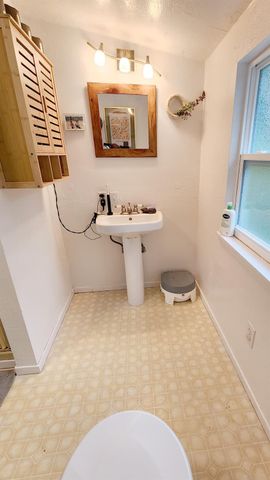 894 Hillcrest St, Placerville, CA 95667