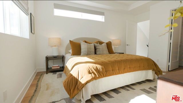 857 Hyperion Avenue, Los Angeles, CA 90029