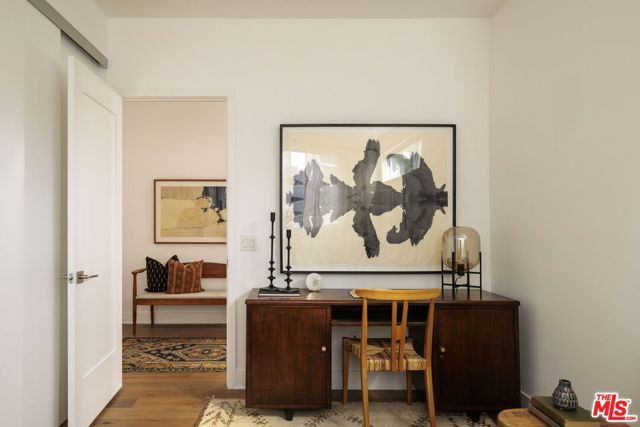 857 Hyperion Avenue, Los Angeles, CA 90029