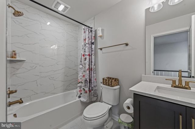 1124 MILLER FARM DR, Brunswick, MD 21716