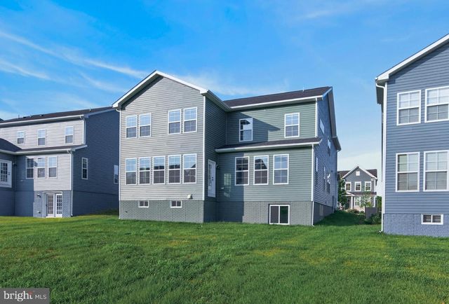 1124 MILLER FARM DR, Brunswick, MD 21716