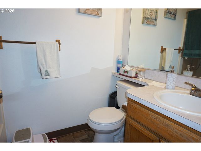 11910 Ne 32ND Way, Vancouver, WA 98682