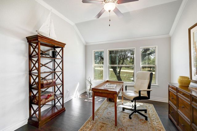 960 Blue Ridge DR, Dripping Springs, TX 78620