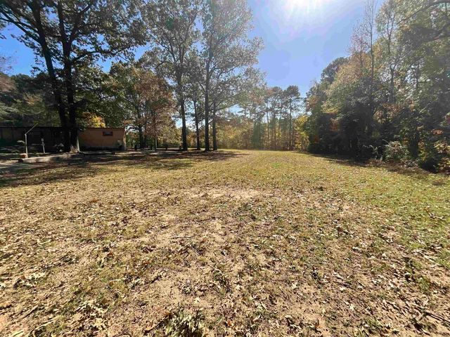 634 Margaret Dr, Marshall, TX 75670