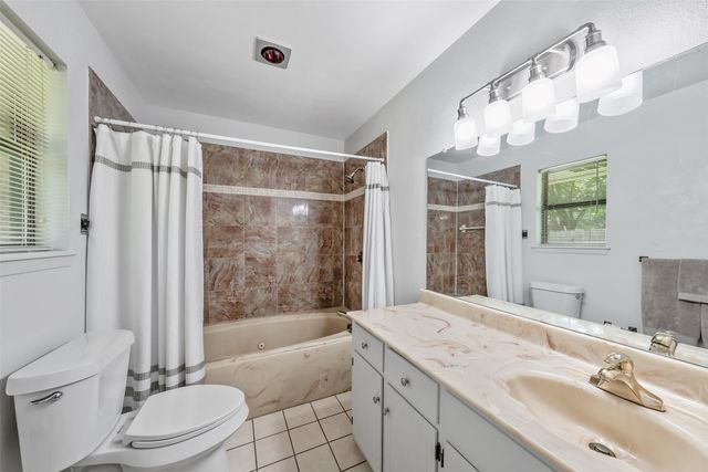 354 Royal Circle, Whitehouse, TX 75791
