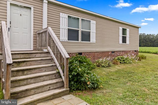 353 PLUNK TOWN RD, Montross, VA 22520