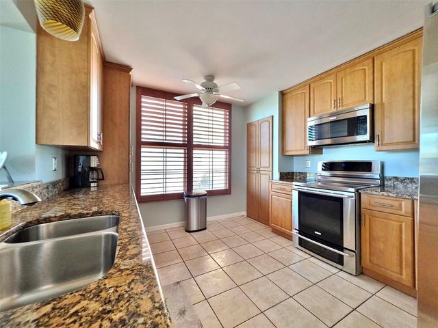 4570 PINEBROOK CIRCLE 208, Bradenton, FL 34209