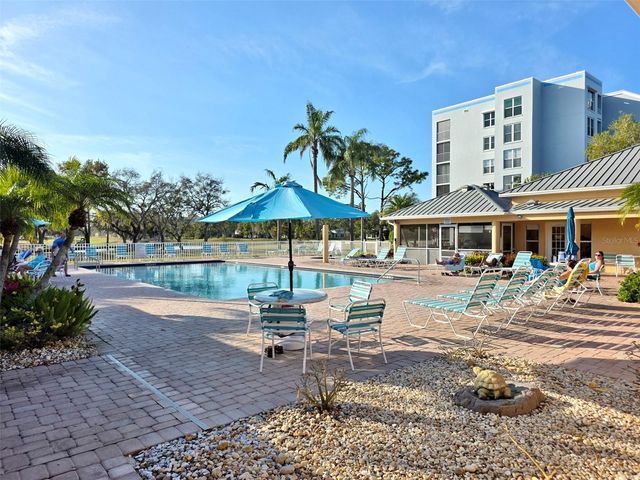 4570 PINEBROOK CIRCLE 208, Bradenton, FL 34209