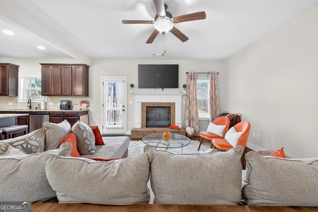 860 Tranquil Way, Hampton, GA 30228