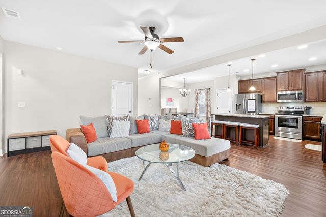 860 Tranquil Way, Hampton, GA 30228