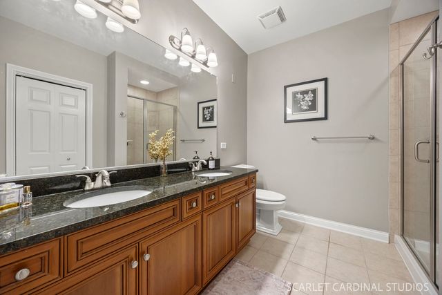 140 S River Street 204, Aurora, IL 60506