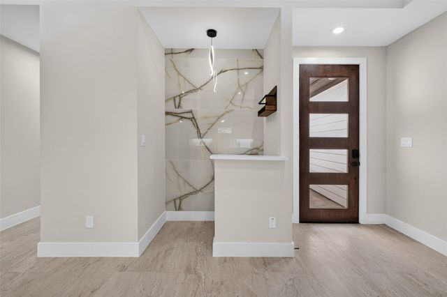 9630 Vilven Lane, Houston, TX 77080