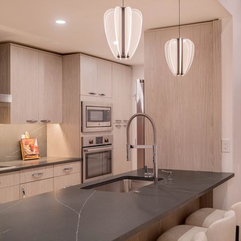 33 Sleeper 409A, Boston, MA 02210