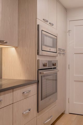 33 Sleeper 409A, Boston, MA 02210