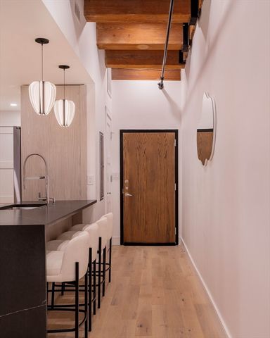 33 Sleeper 409A, Boston, MA 02210