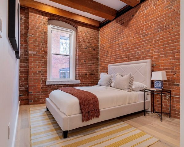 33 Sleeper 409A, Boston, MA 02210