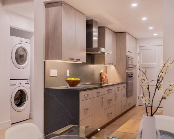 33 Sleeper 409A, Boston, MA 02210