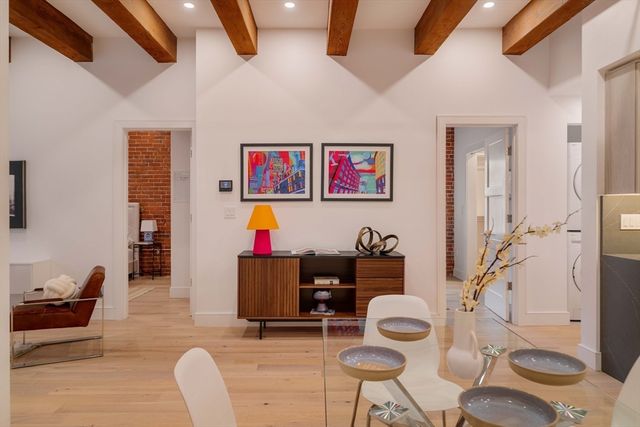 33 Sleeper 409A, Boston, MA 02210