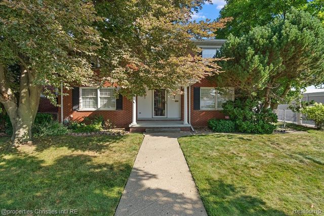 1360 Michigan Boulevard, Lincoln Park, MI 48146