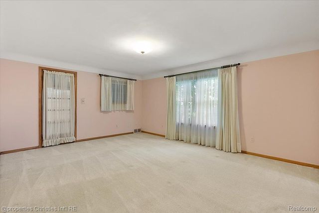 1360 Michigan Boulevard, Lincoln Park, MI 48146