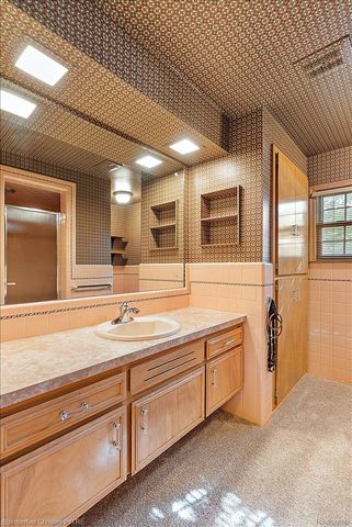 1360 Michigan Boulevard, Lincoln Park, MI 48146