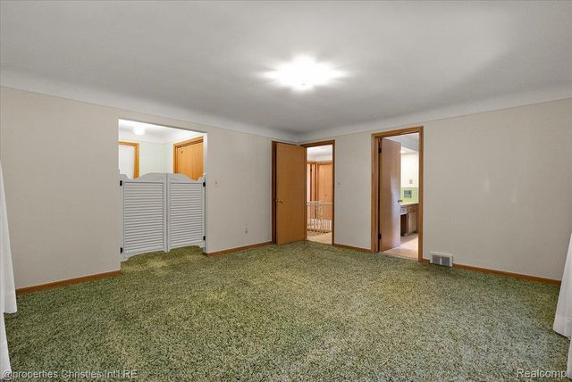 1360 Michigan Boulevard, Lincoln Park, MI 48146