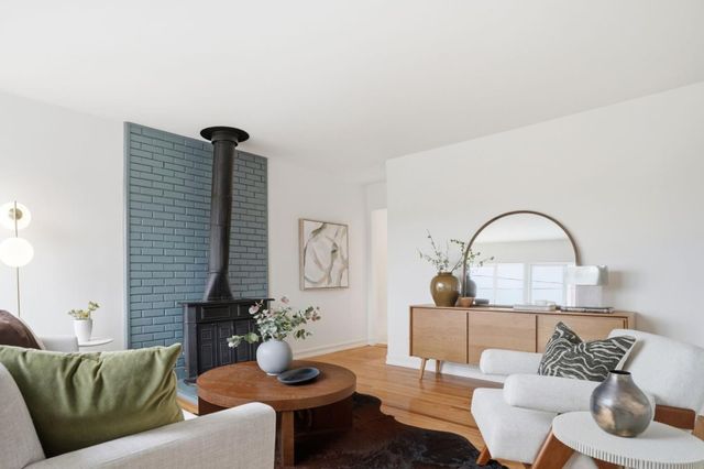 131 Pacific Avenue, Pacifica, CA 94044