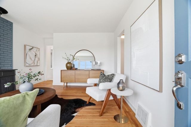 131 Pacific Avenue, Pacifica, CA 94044