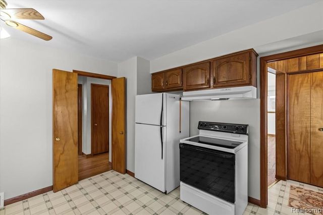 32864 Mackenzie Drive, Westland, MI 48185