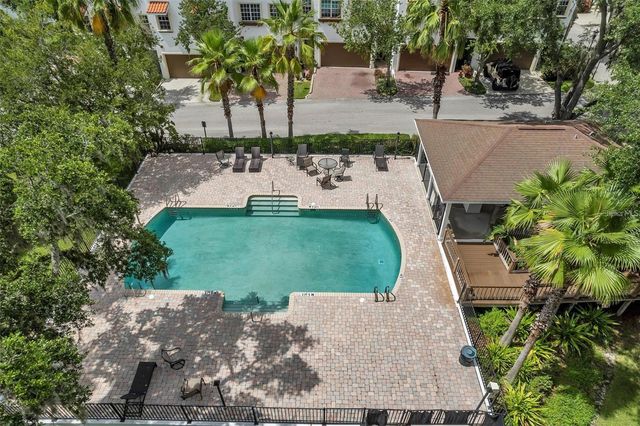 8626 MIRAMAR TERRACE CIRCLE, Temple Terrace, FL 33637