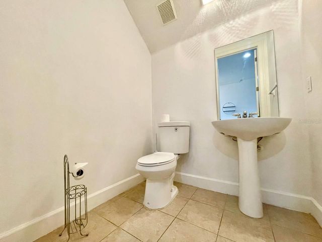 8626 MIRAMAR TERRACE CIRCLE, Temple Terrace, FL 33637