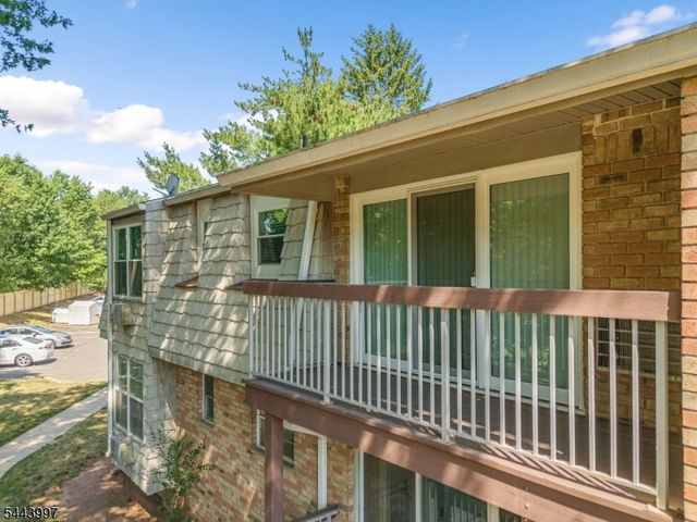 28 Deanna Dr 58, Hillsborough Twp., NJ 08844