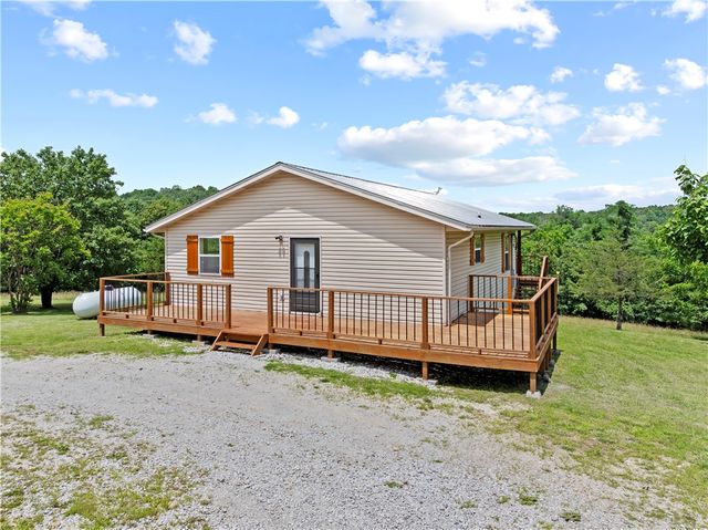 7081A Martin Road, Everton, AR 72633