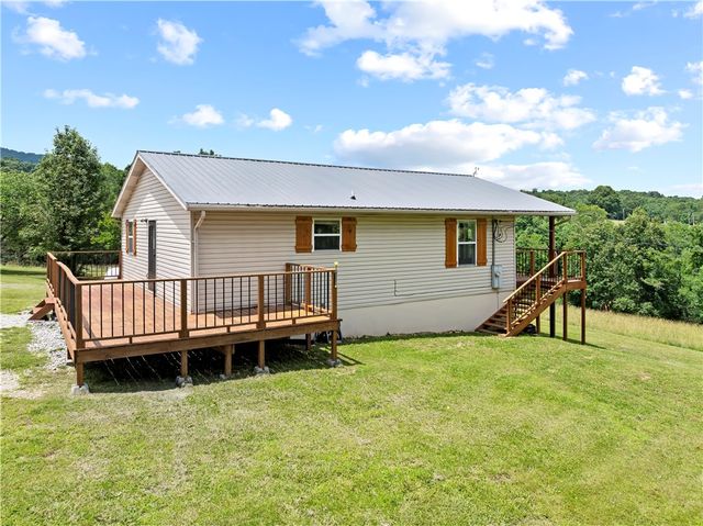 7081A Martin Road, Everton, AR 72633