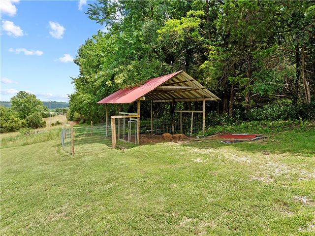 7081A Martin Road, Everton, AR 72633