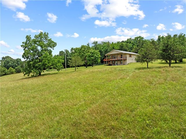 7081A Martin Road, Everton, AR 72633
