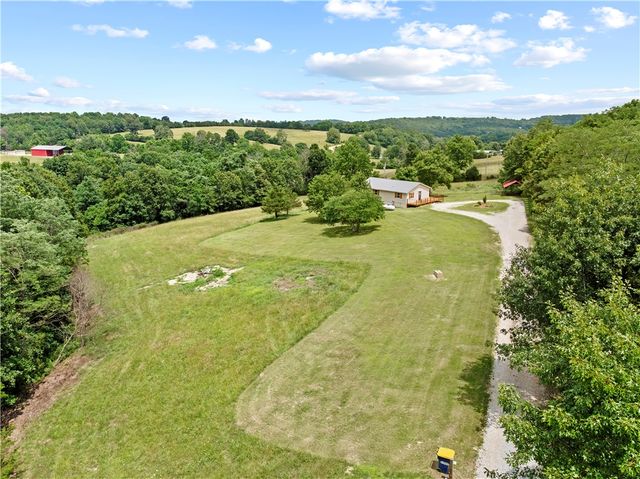 7081A Martin Road, Everton, AR 72633