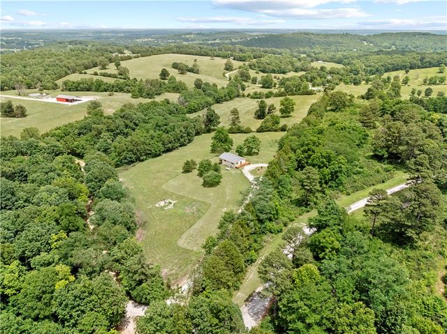7081A Martin Road, Everton, AR 72633