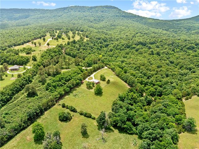 7081A Martin Road, Everton, AR 72633